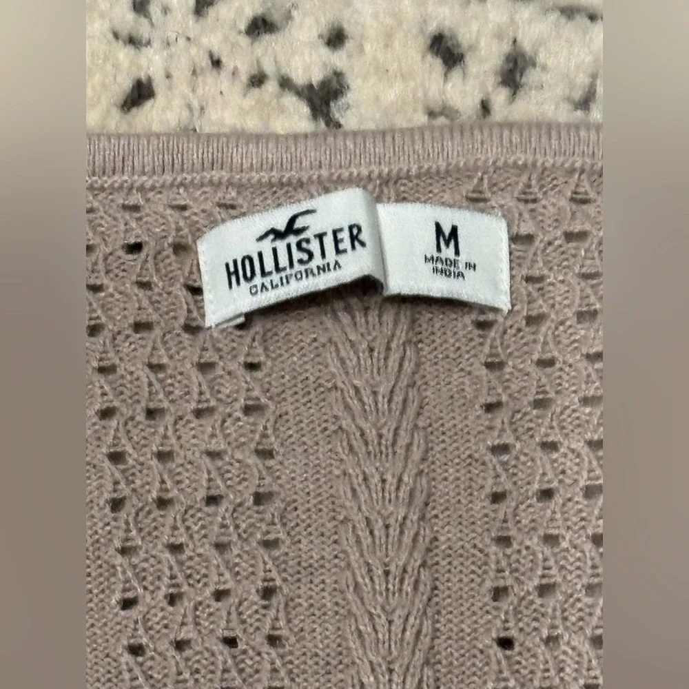Hollister Pointelle Cable Knit Scoop Neck sweater‎ - Taupe - Size M